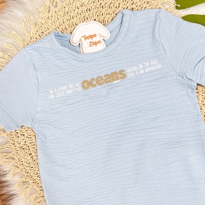  Conj. Camiseta Oceans e Bermuda em Moletinho - Azul Claro e Areia